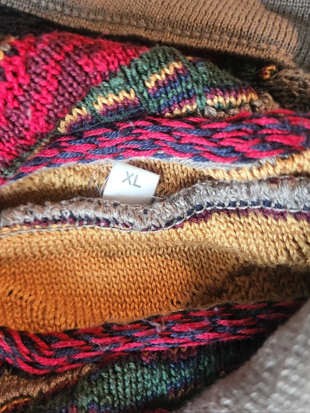 Multicolor Vintage-Style Cable Knit Sweater - Bold Geometric Pattern